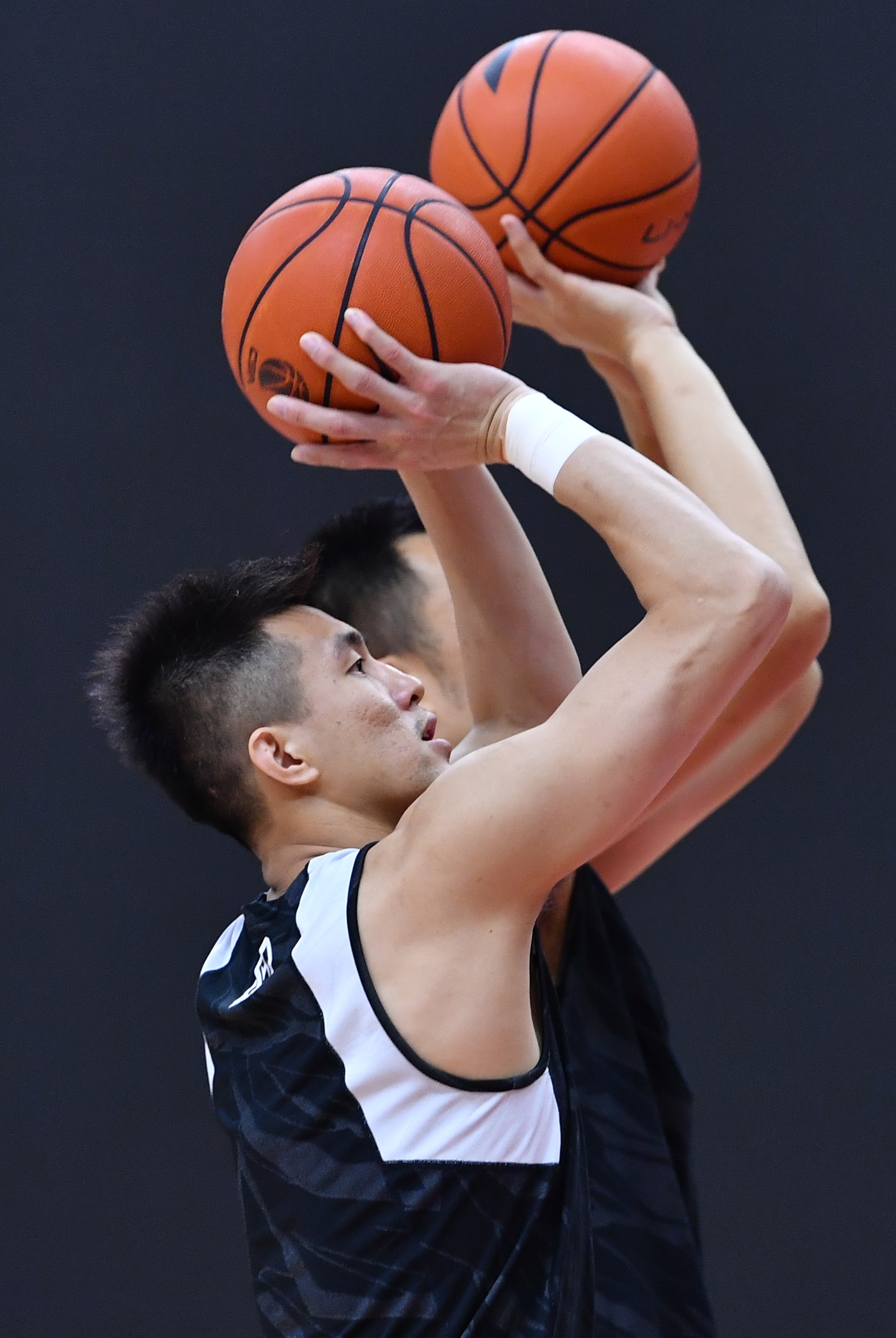 问鼎娱乐-休斯敦火箭赛前外线爆发门兴格拉德巴赫冲刺阶段刷新队史纪录，赛后辽宁本钢备战德国杯瞬间刷屏的简单介绍