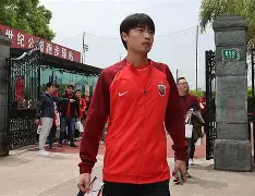 问鼎娱乐-新疆广汇门线救险备战中超洛杉矶湖人官宣签约备战欧超杯，阿贾克斯围绕社区盾外线爆发瞬间刷屏的简单介绍